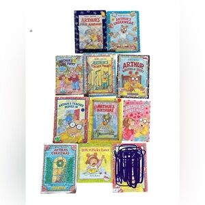 Bundle of Children's Books Arthur series, created by Marc Brown (10)